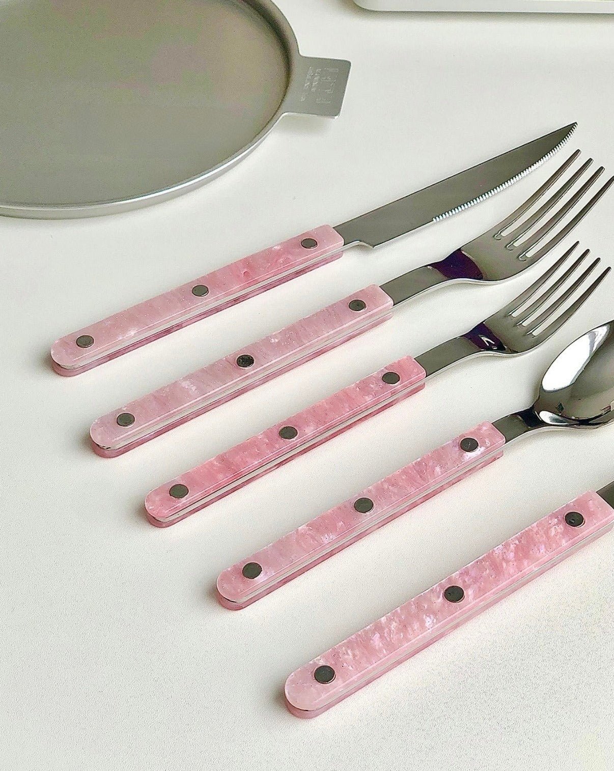 Modern Flatware Set