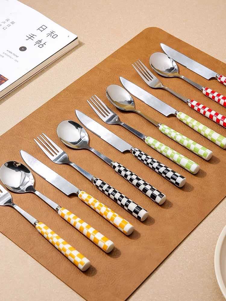 Checkered Flatware Set