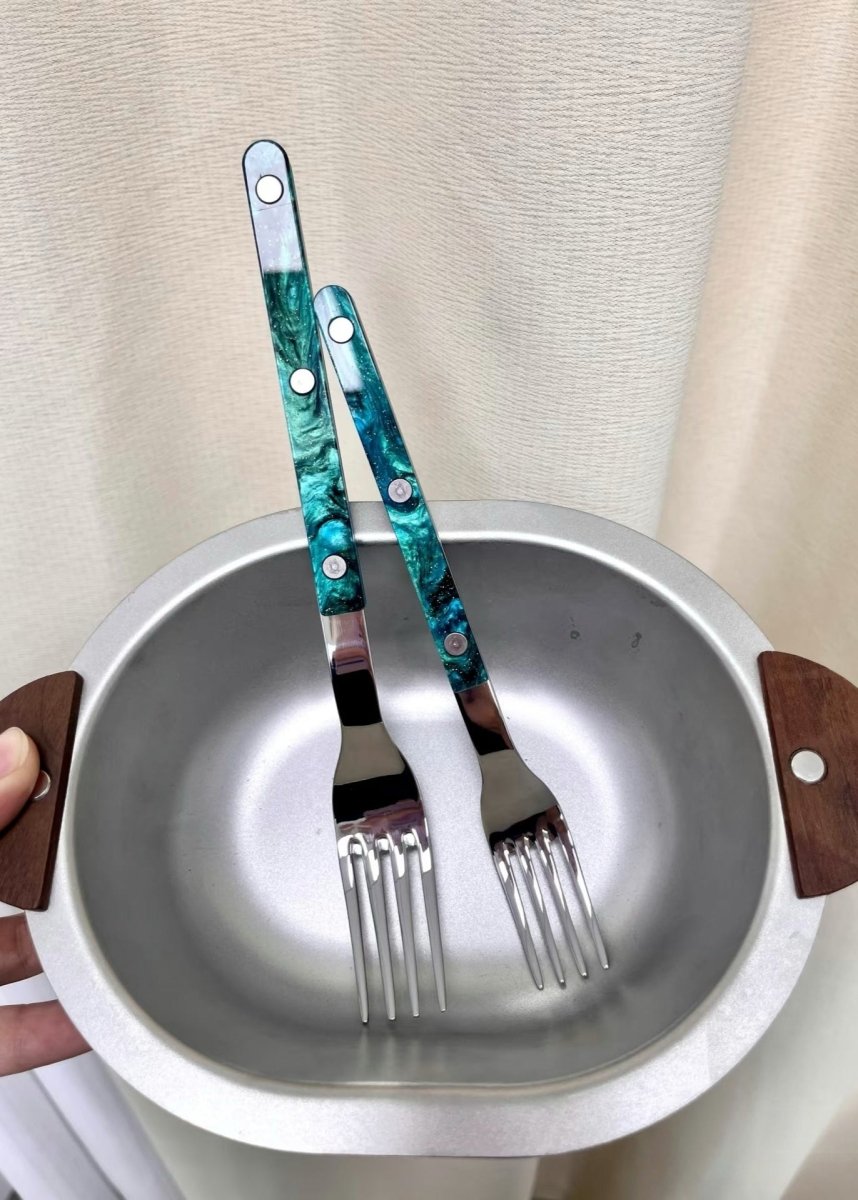 Modern Flatware Set