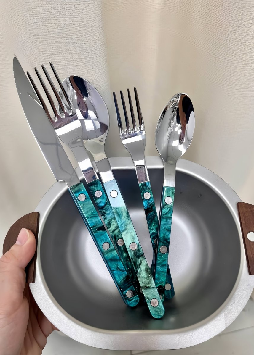 Modern Flatware Set