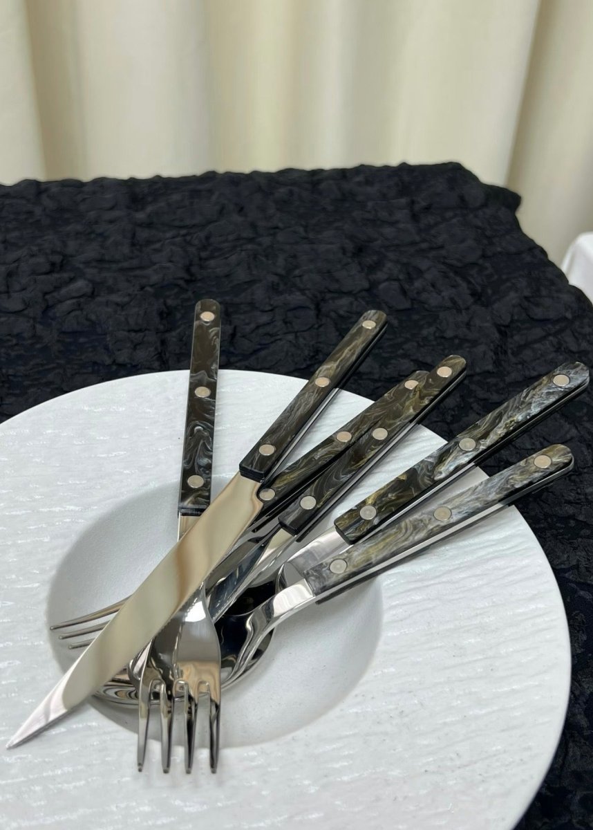 Modern Flatware Set