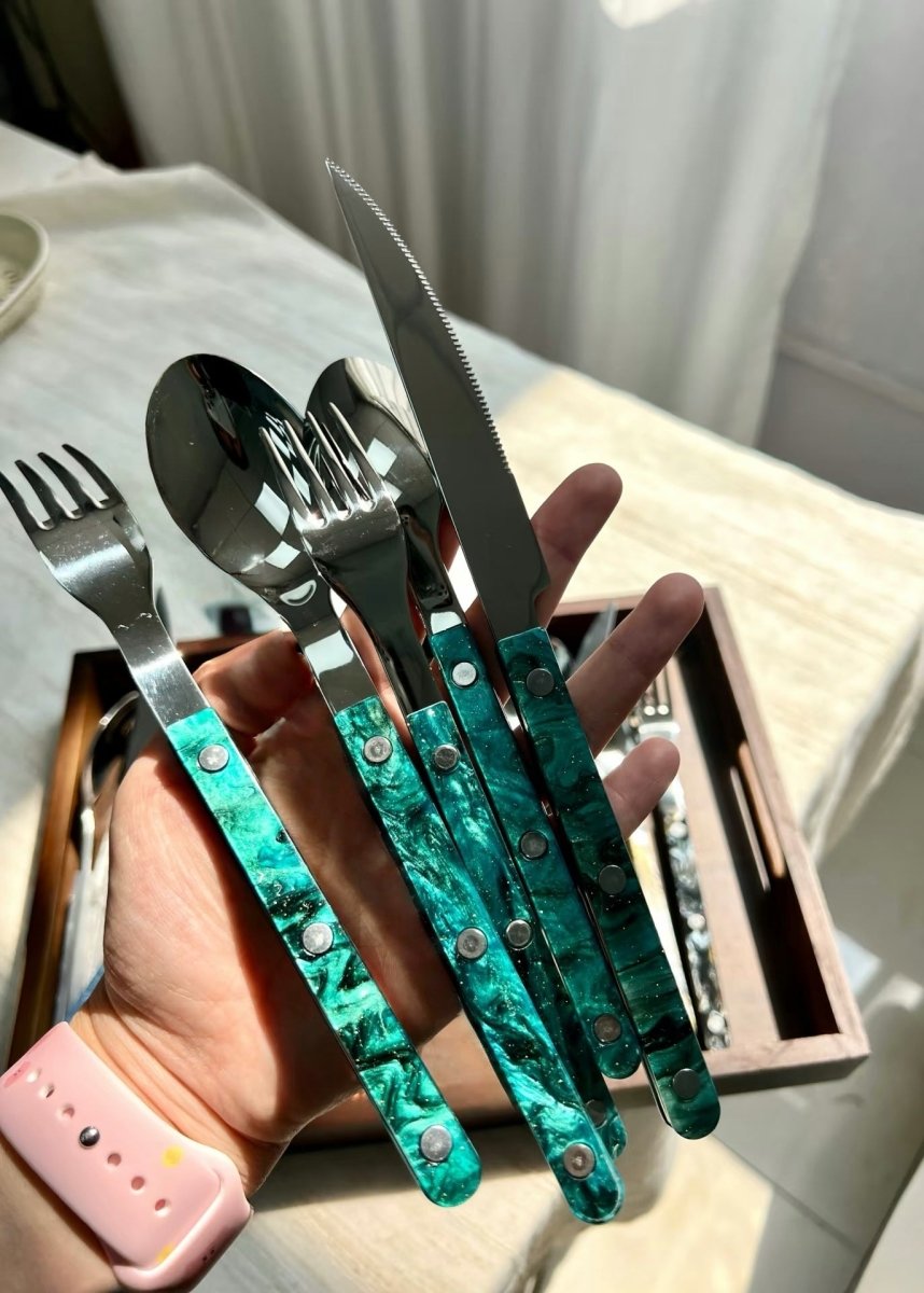 Modern Flatware Set