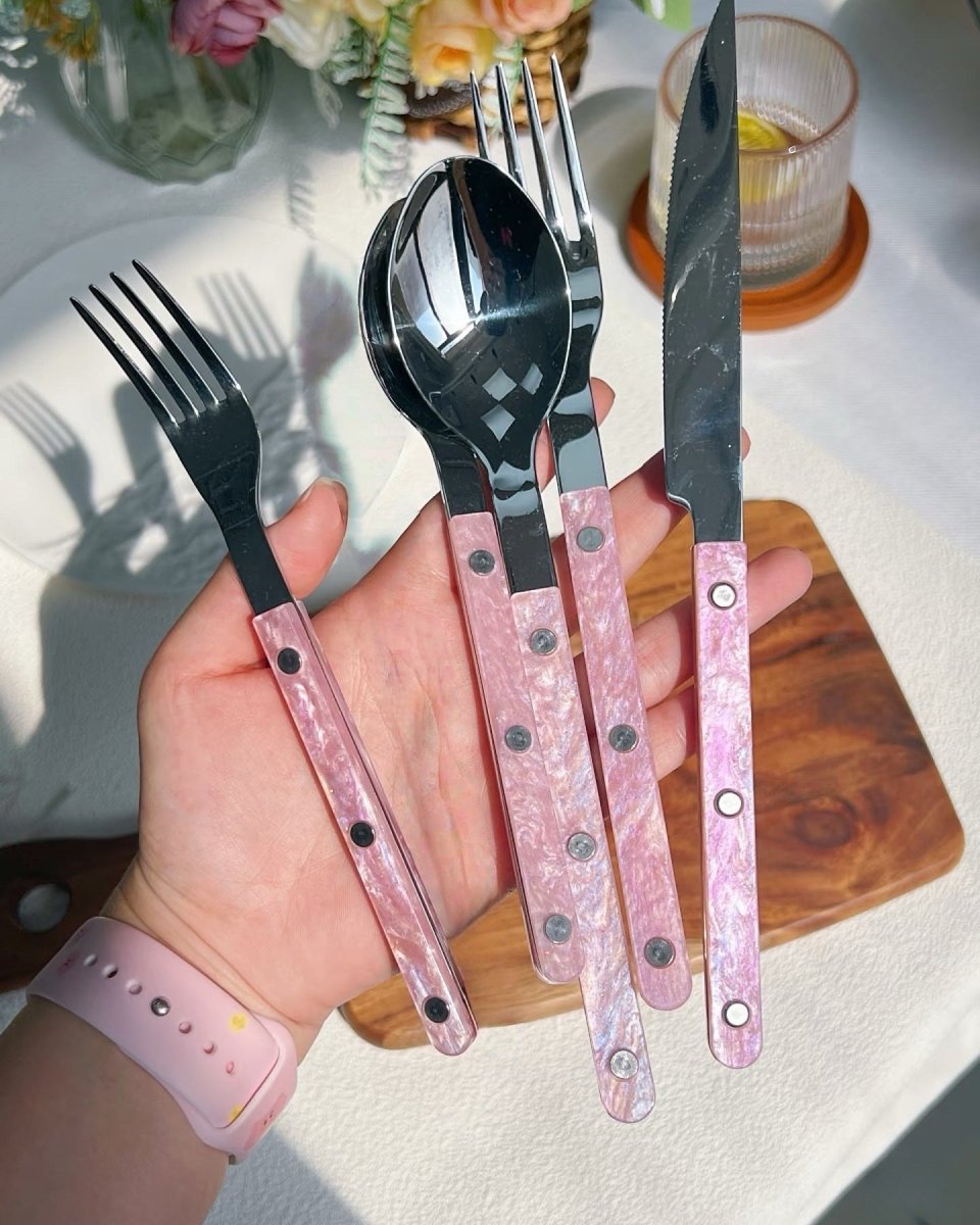 Modern Flatware Set